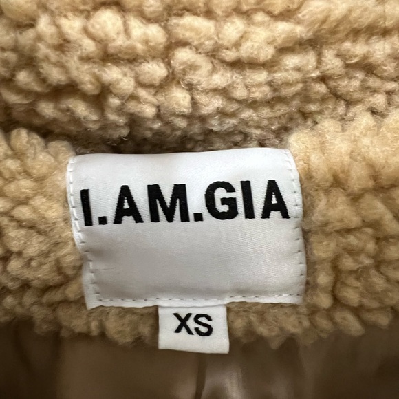 I. AM. GIA. Sherpa coat size XS - Picture 3 of 3